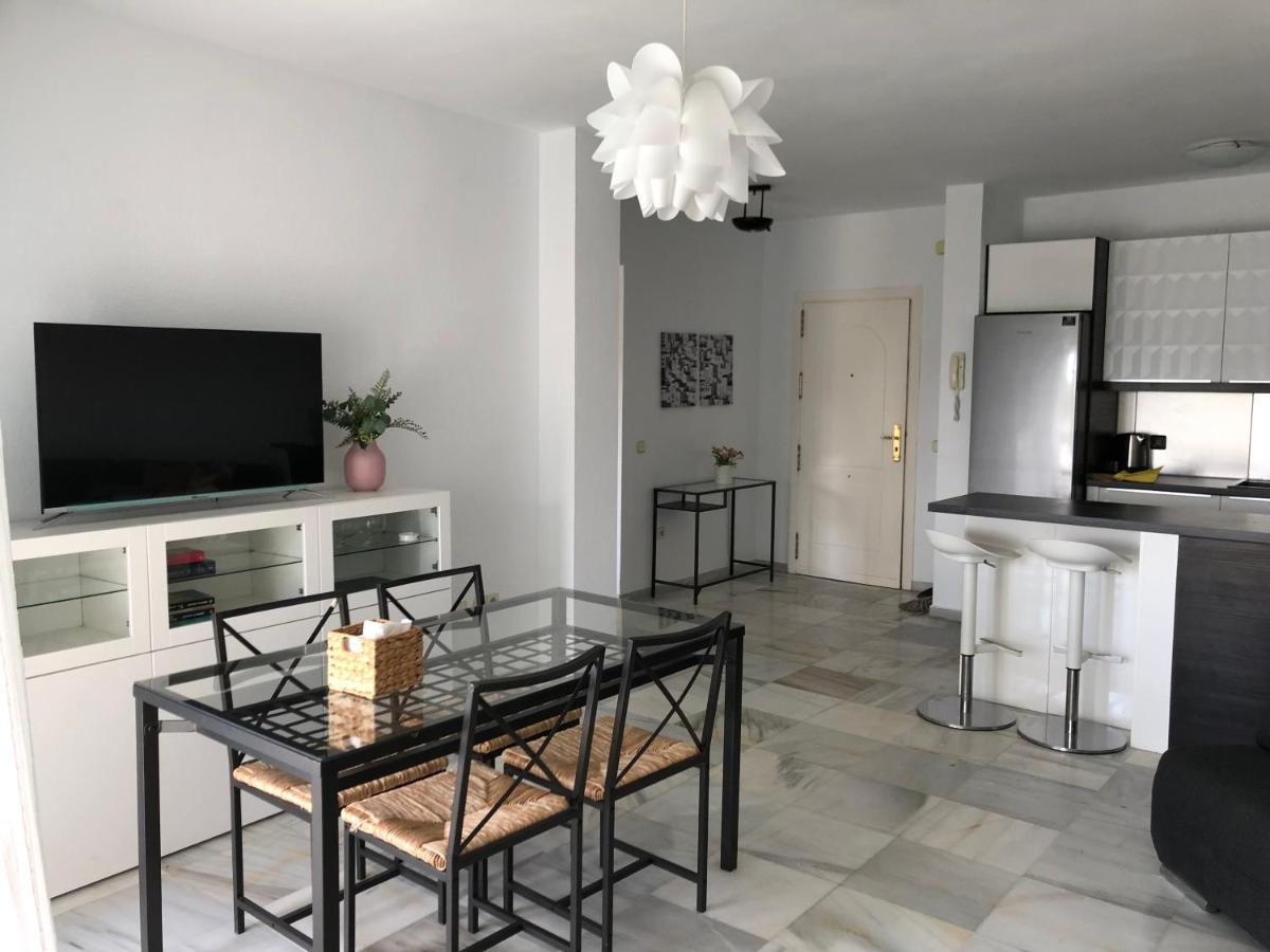 Apartamentos Costa Lago Playamar Торремолінос Екстер'єр фото